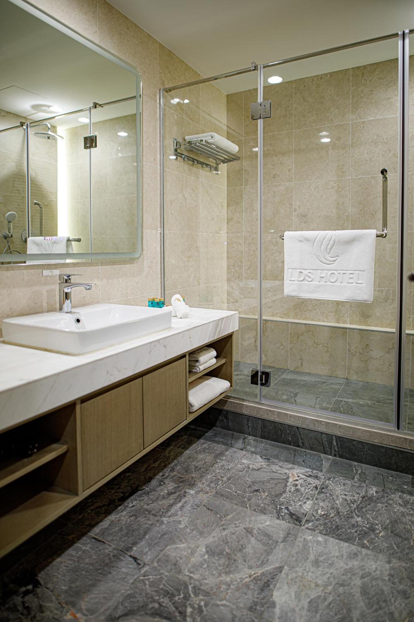 Lds Hotel Belgrade Extérieur photo